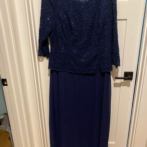 Alex Evenings long dress